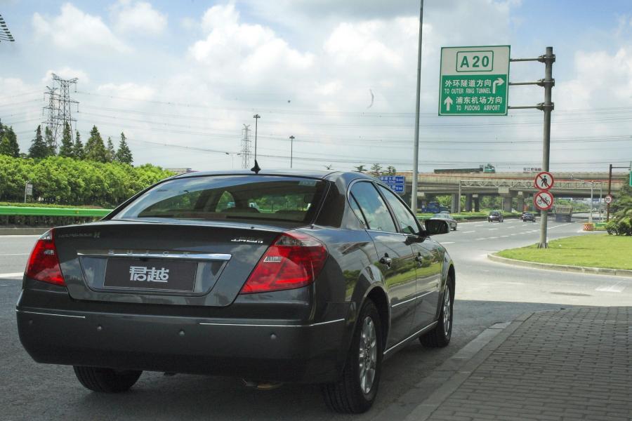  Buick Lacrosse EcoHybrid China 2008 года  (фото 7 из 21)